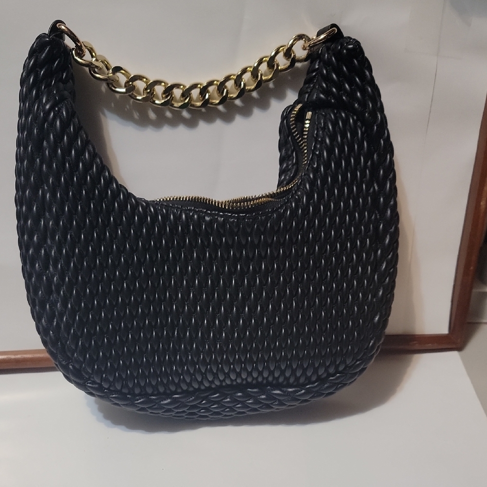 Urban Expressions Black Hobo with Gold Chain